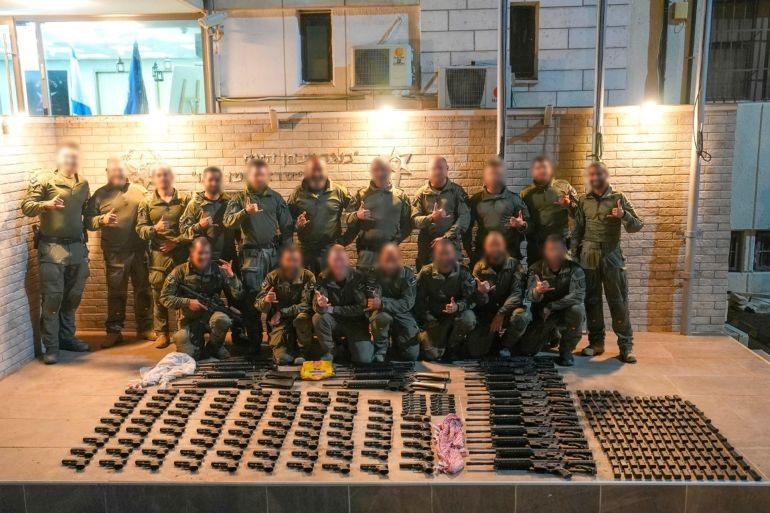 لماذا تمنع الآردن تهريب السلاح للفلسطينيين ، يحتاج فلسطنيو الضفة السلام الخفيف ليدافعوا  عن انفسهم امام الاجرام الاسرائيلي !