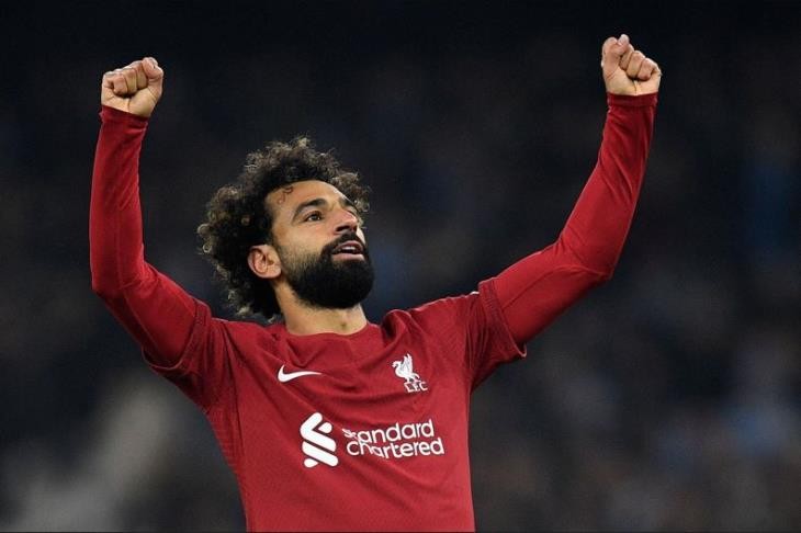 قائمة أعلى خمسة رواتب في الدوري الإنجليزي.. تواجد محمد صلاح