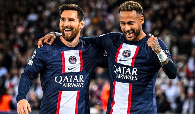 جماهير باريس سان جيرمان تهاجم منازل ميسي ونيمار.. والنادي يرد