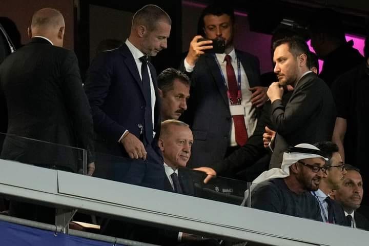 صور.. بن زايد وأردوغان يحضران نهائي دوري أبطال أوروبا
