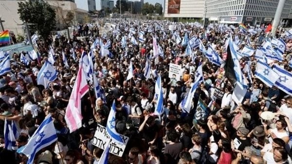 انشقاقات وعصيان داخل الجيش.. لماذا تشتعل إسرائيل؟