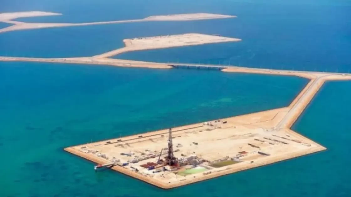 مناصفة ثلاثية أم حق حصري.. خلاف سعودي كويتي مع إيران على حقل الدرة للغاز