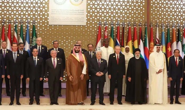 مشروع بيان قمة الرياض يطالب بكسر حصار غزة