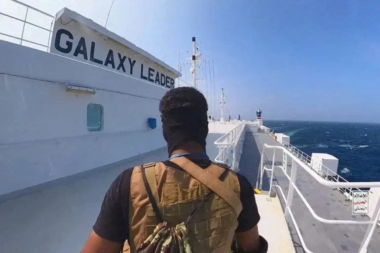 هجمات الحوثيين تتواصل .. في البحر الأحمر