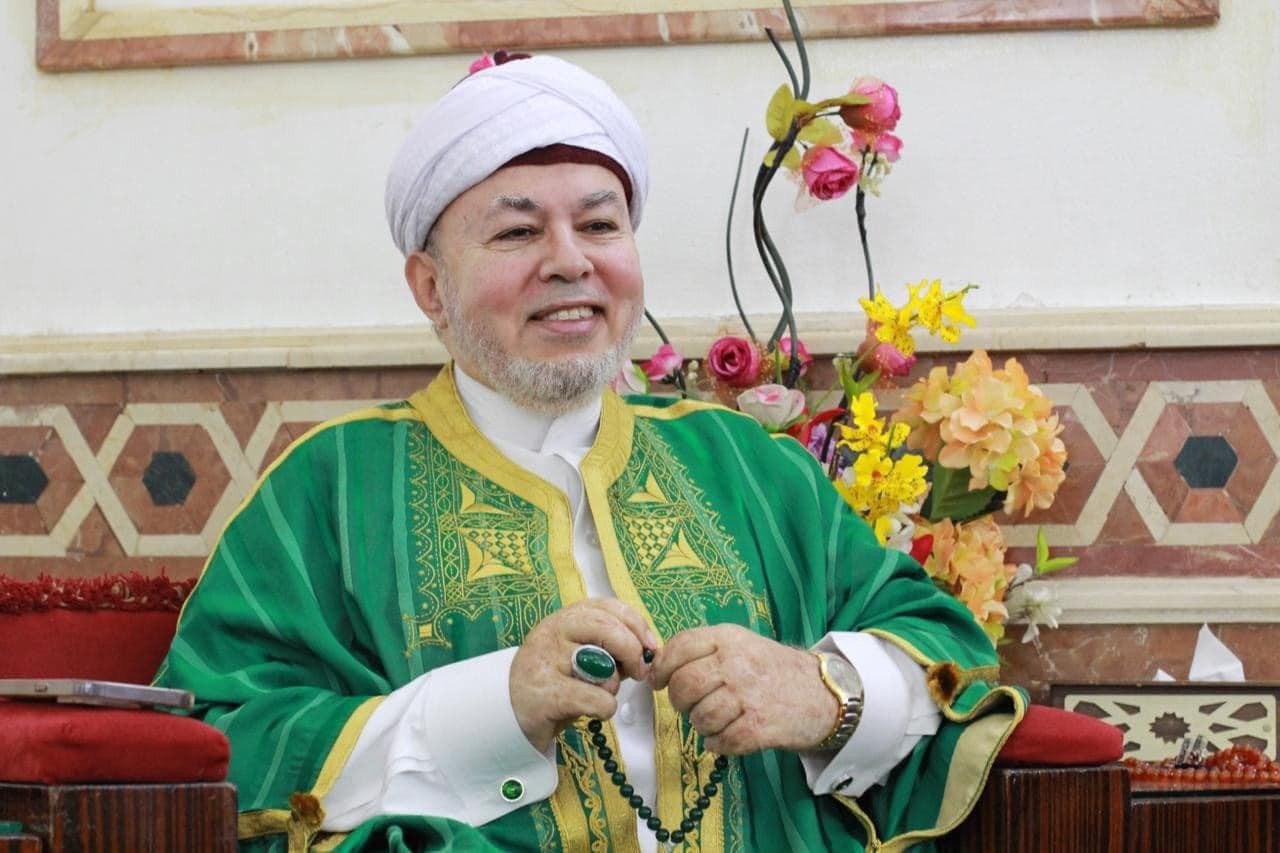 «اتهام بالتحرش وإنكار».. القصة الكاملة لأزمة الشيخ صلاح الدين التيجاني