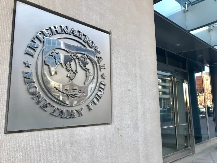 صندوق النقد يخفض توقعاته لنمو الشرق الأوسط وشمال إفريقيا إلى 2.6%